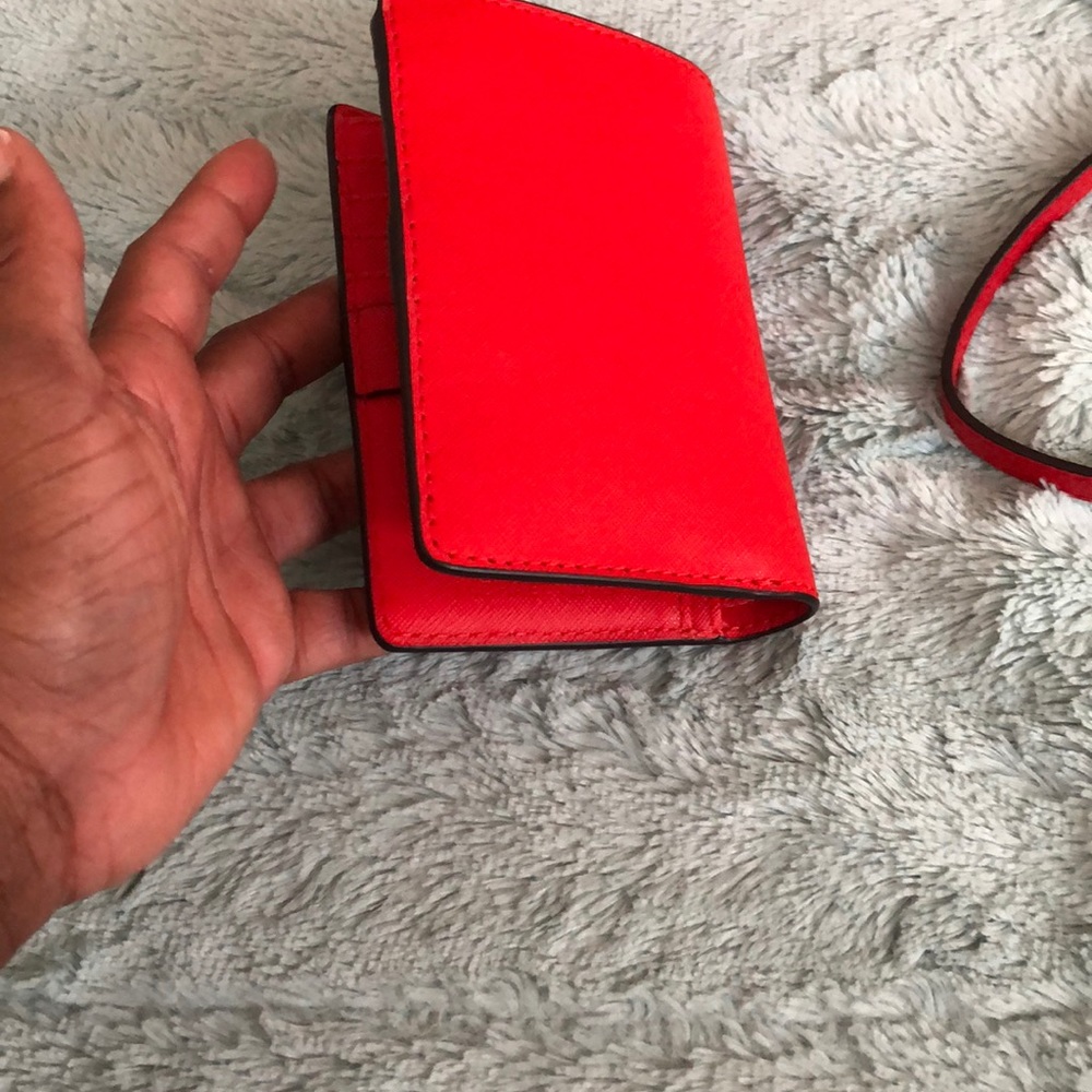 Michael Kors bag and wallet - Picture 4 of 8